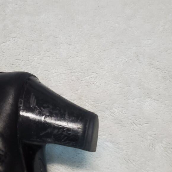 Clarks Black Leather Tige De Cuir Side Zipper Buckle Heeled Ankle Boots Shoe 8 M - Picture 6 of 12